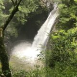 大釜の滝（日本の滝100選）【旅ログ】酷道を走った先にあったのは、雨で増水した泥水と濁流の滝でした